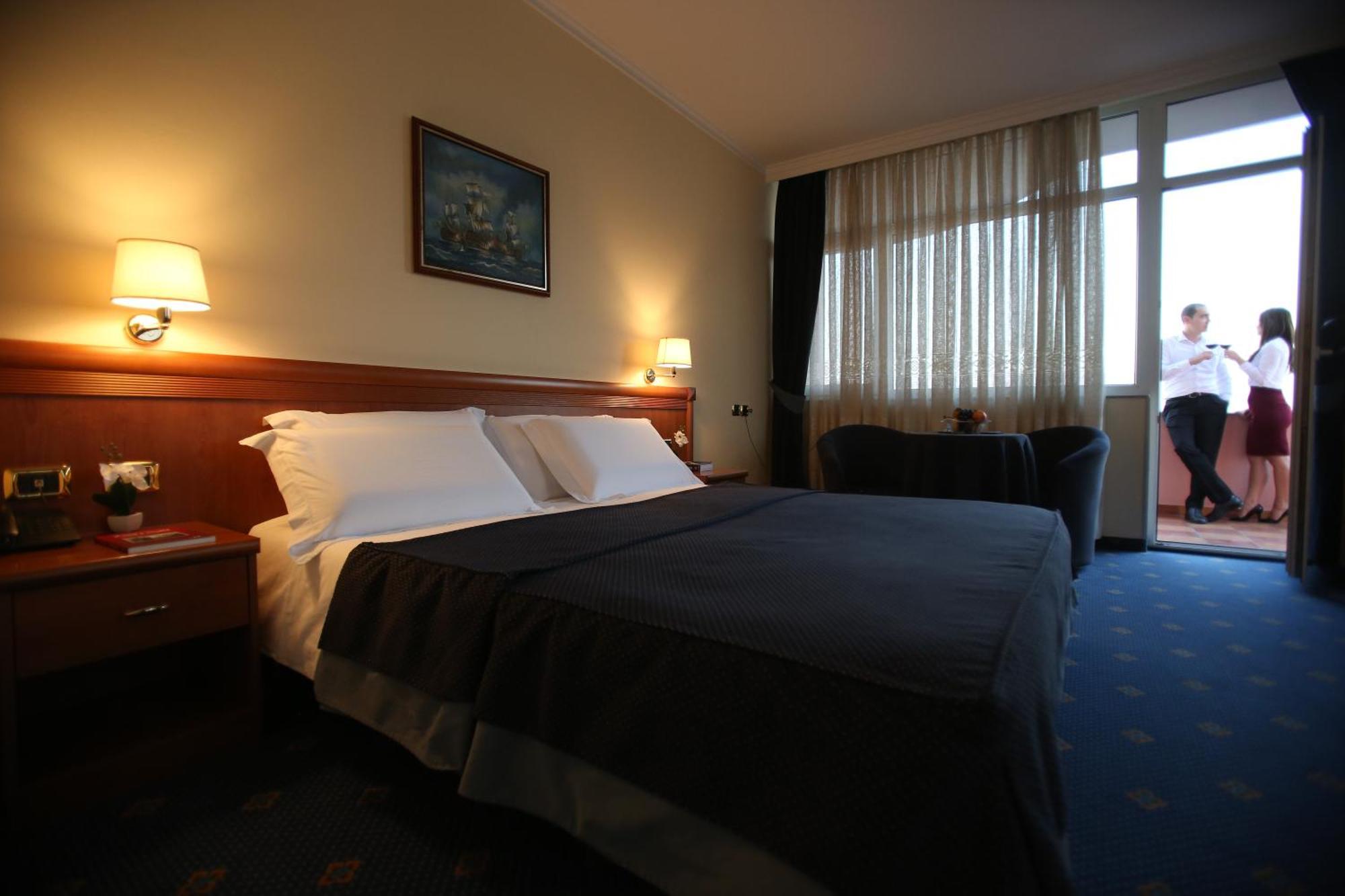 Hotel Continental Vorë Cameră foto