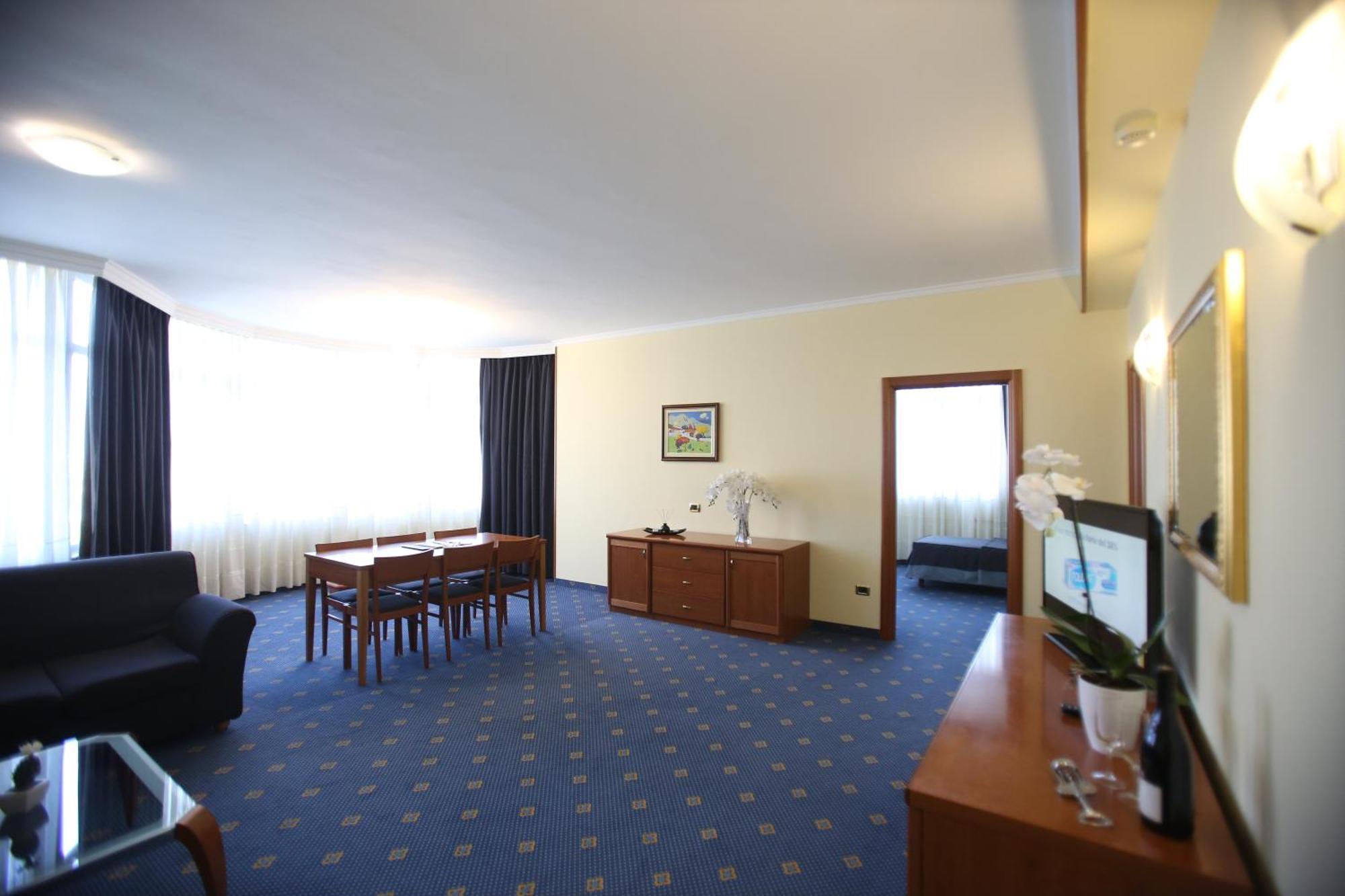 Hotel Continental Vorë Cameră foto